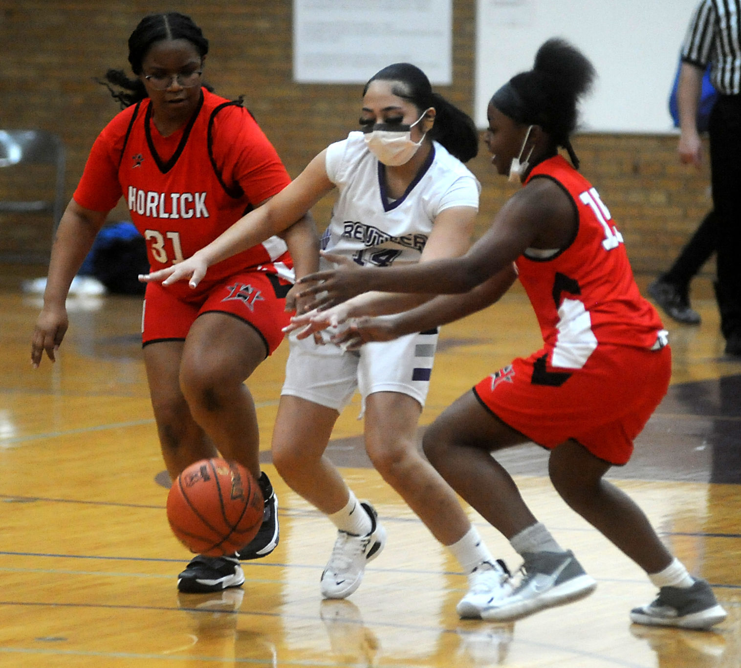 Horlick JV vs. Kenosha Reuther varsity